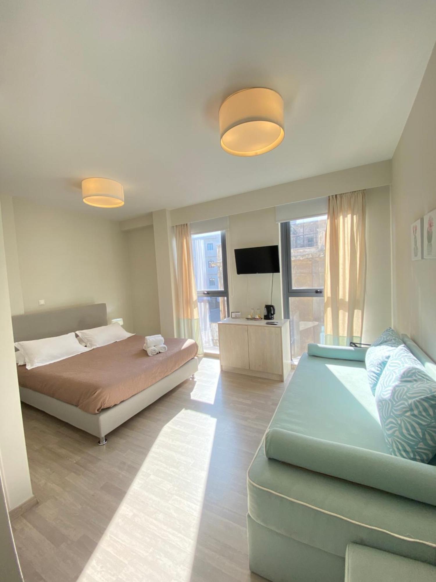 Tins Hotel City - אתונה מראה חיצוני תמונה